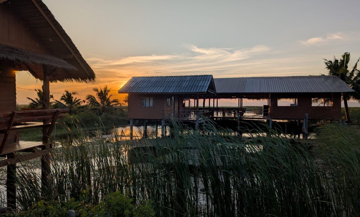 Lung Cha Homestay - Khao Sam Roi Yot