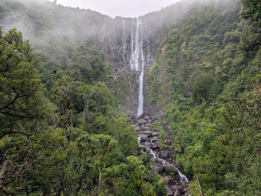 Wairere Falls